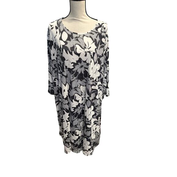 Women’s Shoreline Plus Size Floral Dress. Size 4XL NWT! - Picture 1 of 3